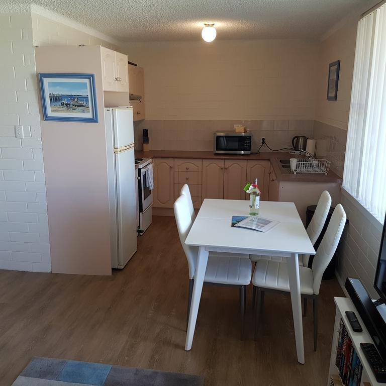 Unit 2 Breakaway Lodge Sunshine Bay Bagian luar foto